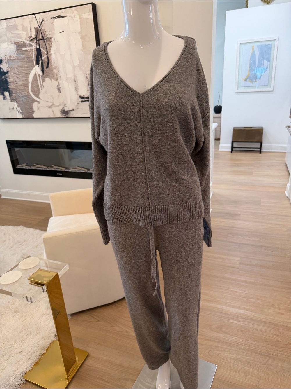 Auden Women's V-Neck Knit Sweater And Wide Leg Pants in Heather Grey